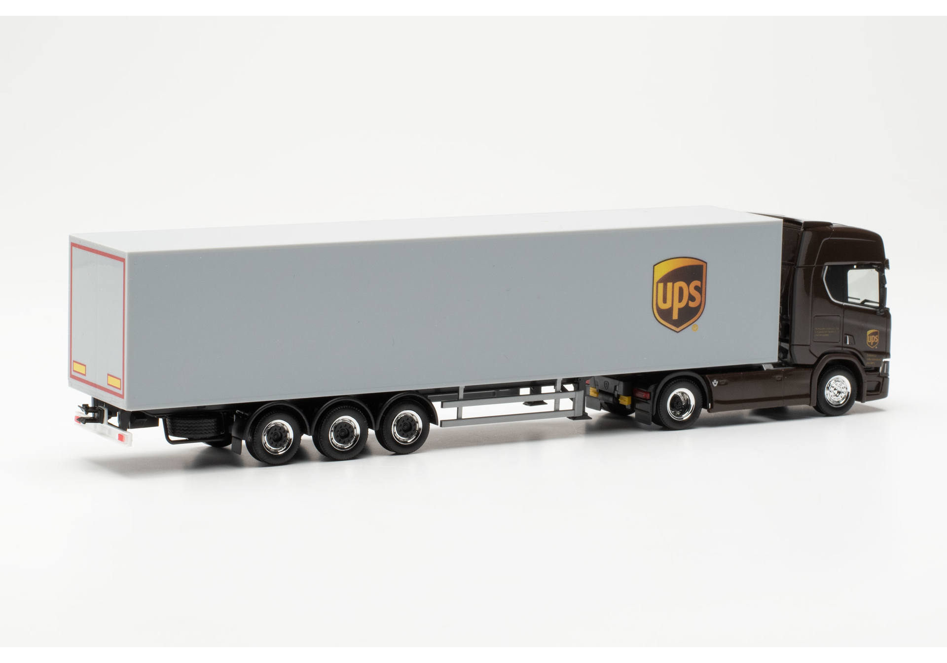 Scania CR 20 HD with two box semitrailer "UPS Spanien" (Spain/Madrid)