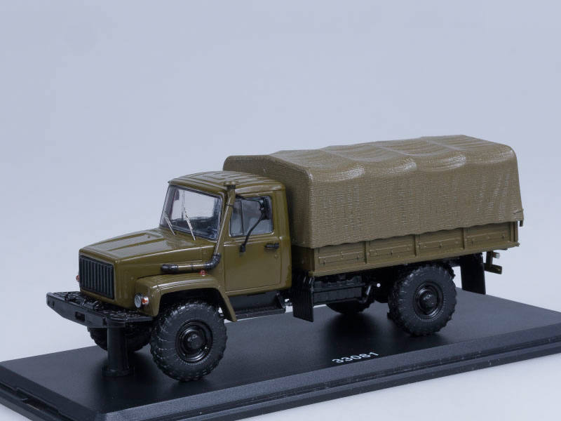 SSM: GAZ-33081 4×4 flatbed truck with tent