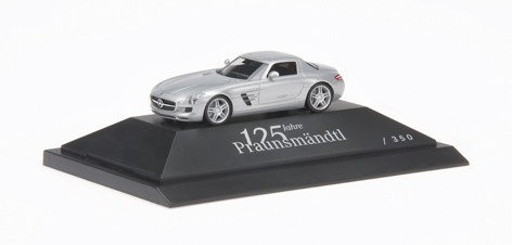 Mercedes-Benz SLS-AMG