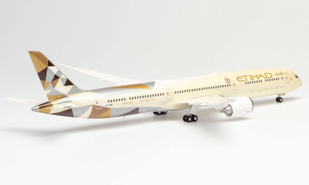 Etihad Airways Boeing 787-10 Dreamliner