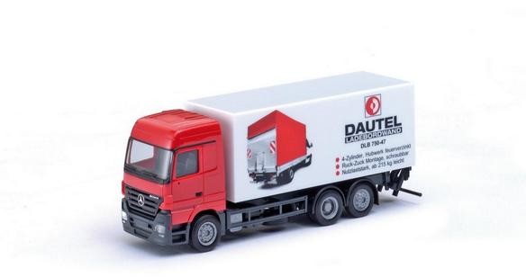 Mercedes-Benz Actros LH '02 case truck with charging line wall