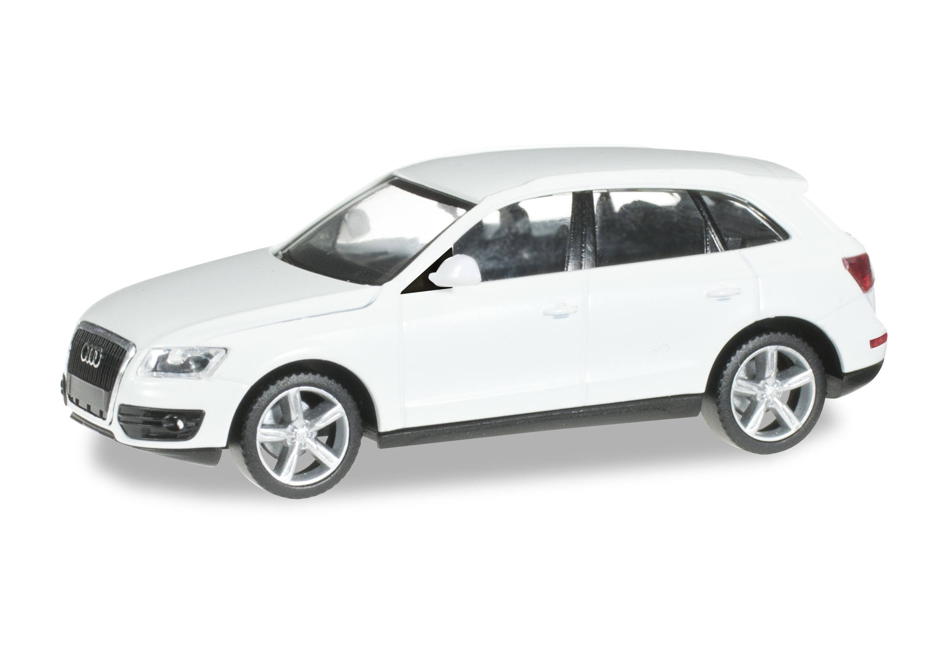 Audi Q5, pure white