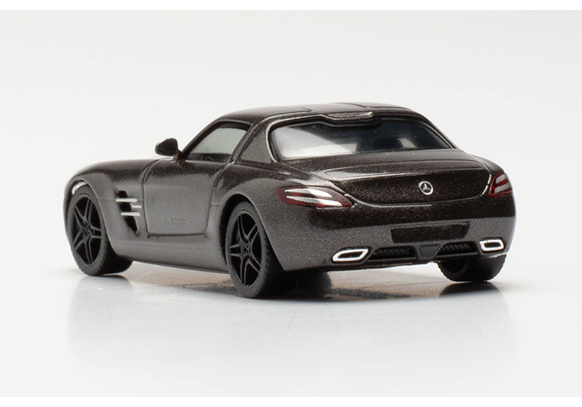Mercedes-Benz SLS AMG, Monza grey metallic