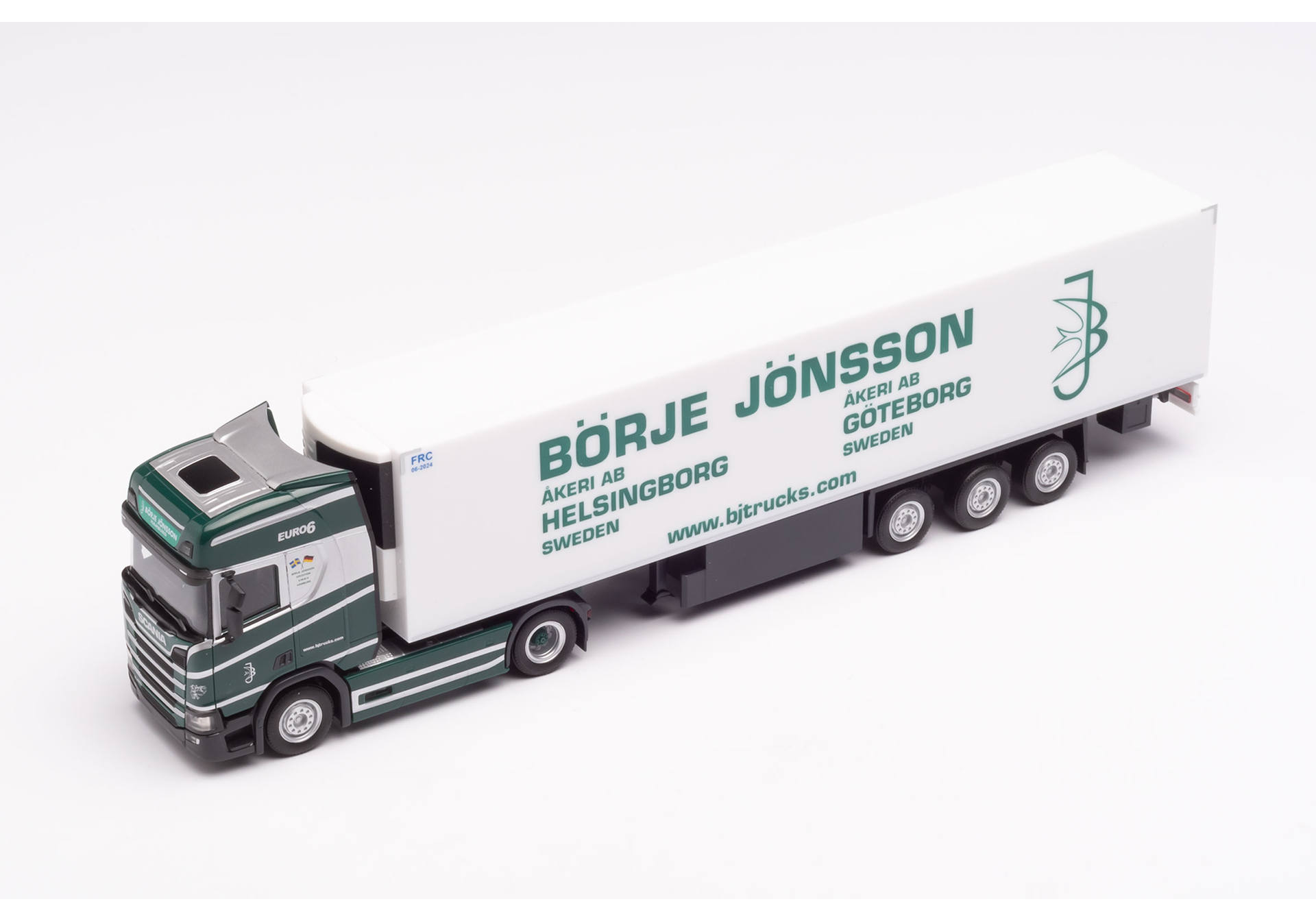 Scania CR 20 HD Kühlkoffer-Sattelzug „Börje Jönsson“