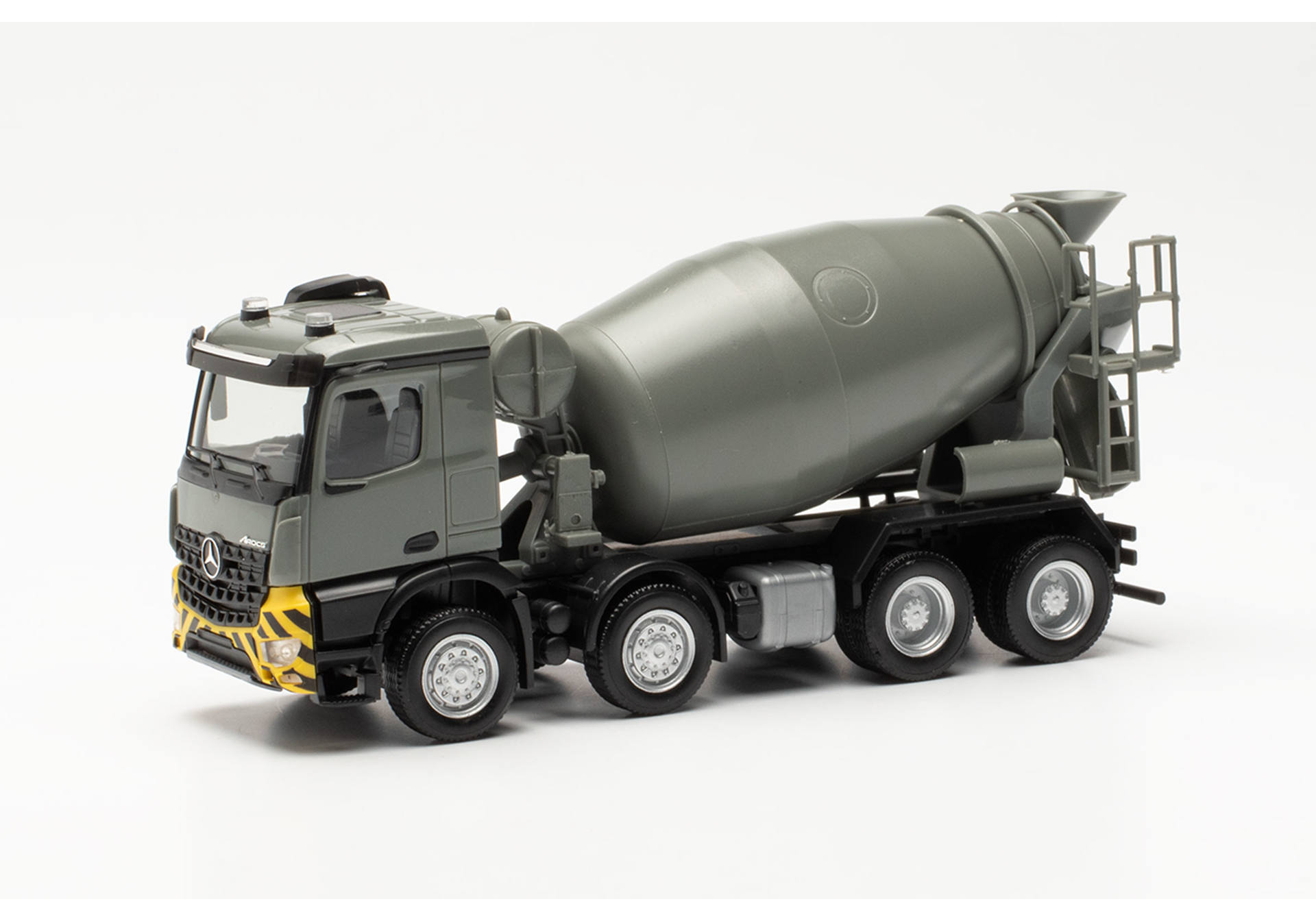 Mercedes-Benz Arocs M concrete mixer truck