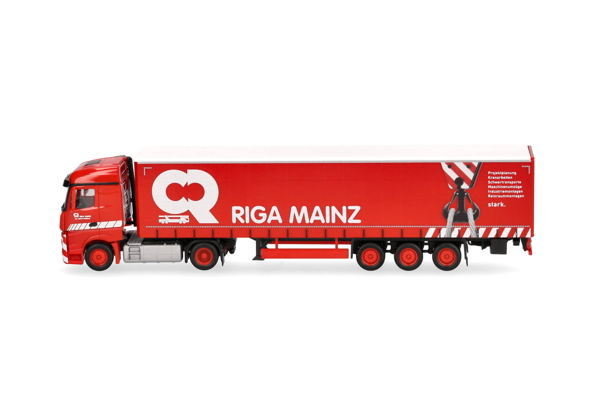 Mercedes-Benz Actros Streamspace Gardinenplanen-Sattelzug "Riga Mainz"
