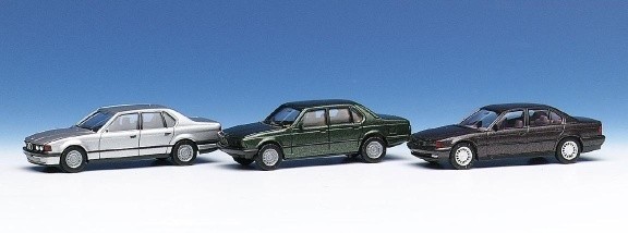 BMW 7 Series Set: 745i/735i/740i All sedan