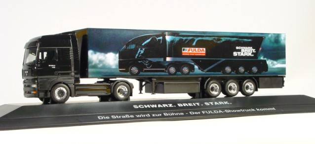MAN TGA XXL Koffer-Sattelzug Promotion-Auflieger FULDA