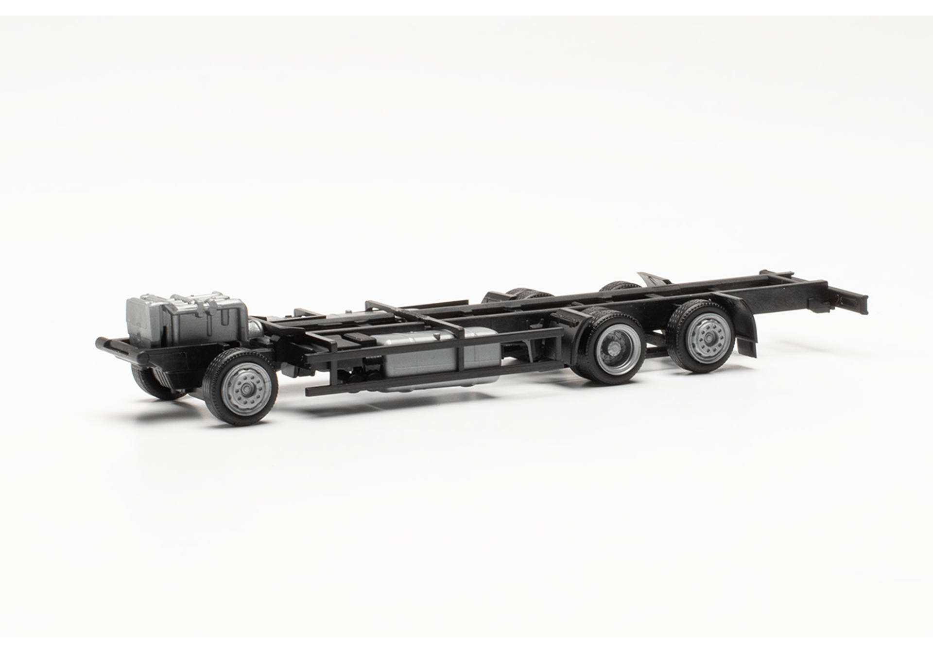 Partsservice Volvo truck chassis for volume bodies (2 pieces)