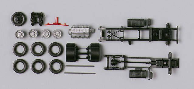 Zugmaschinen-Fahrgestell Renault Magnum 2-achsInhalt: 2 Stück
