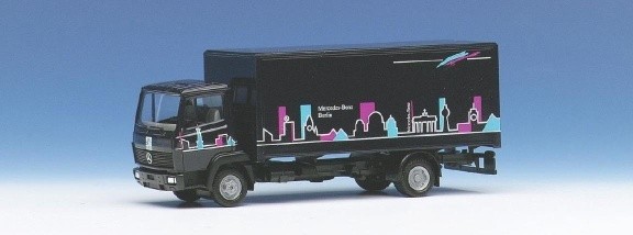 Mercedes-Benz LP 814 case truck 2A