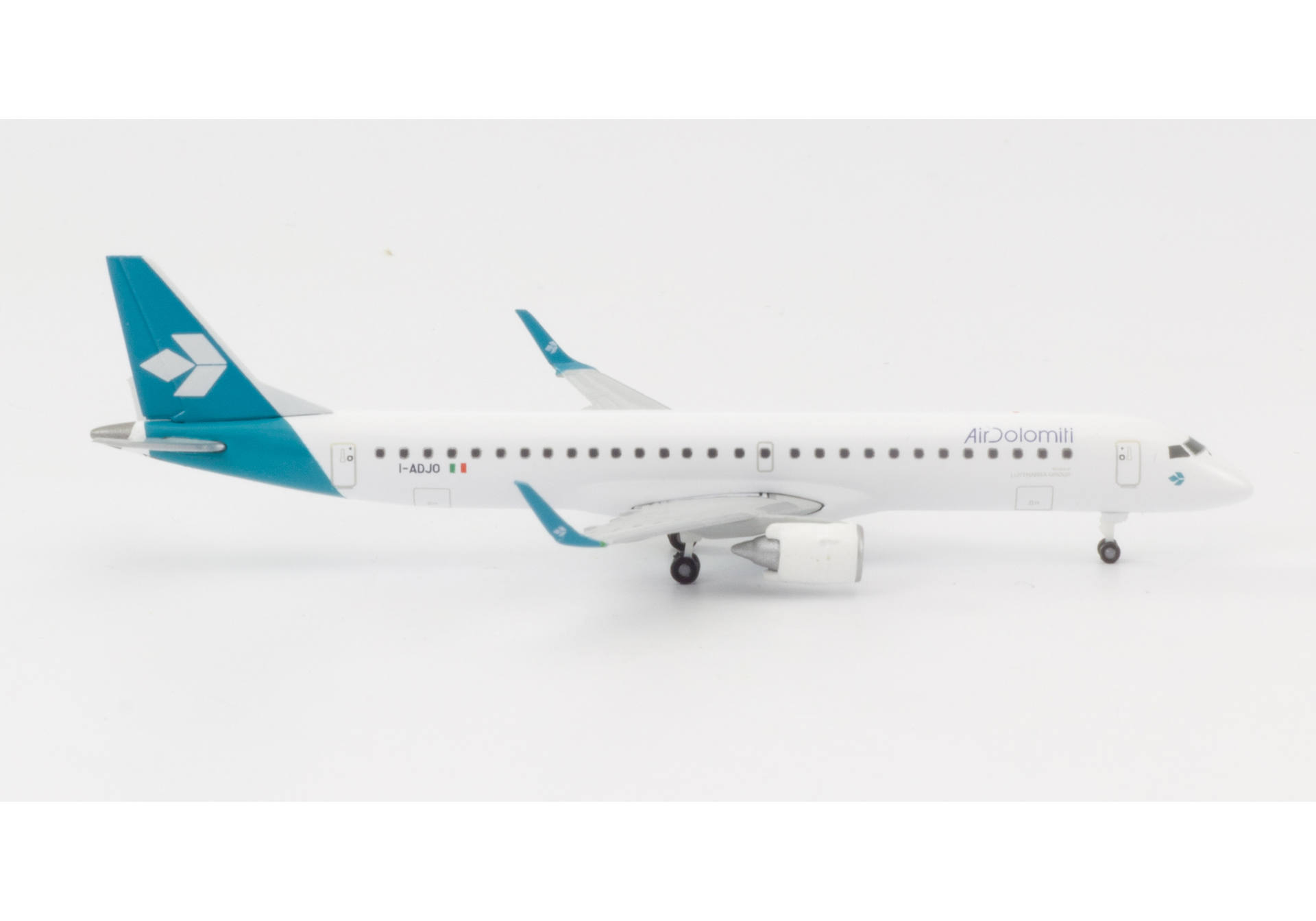 Air Dolomiti Embraer E195 - new 2019 colors