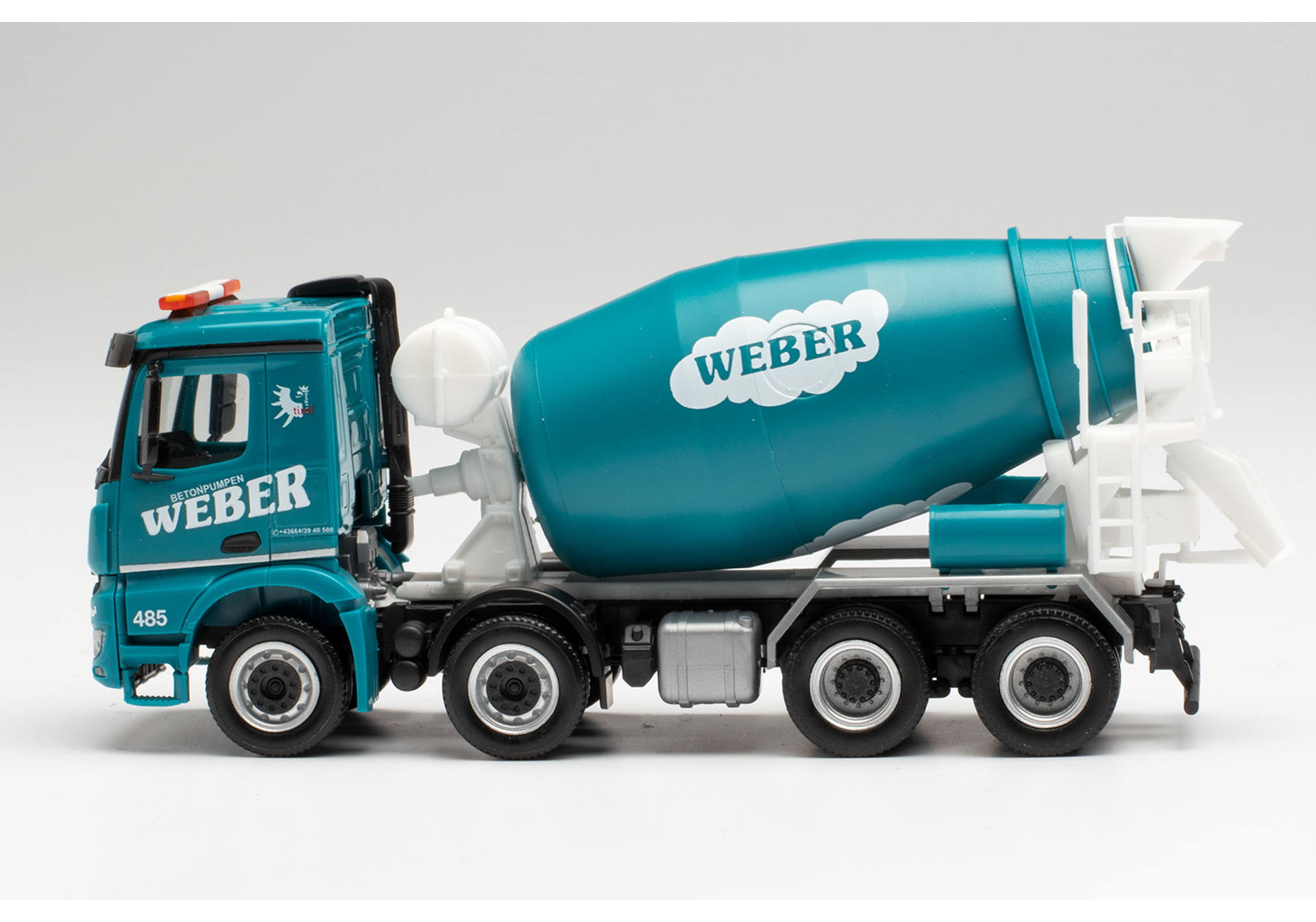 Mercedes-Benz Arocs M concret mixer „Betonpumpen Weber“