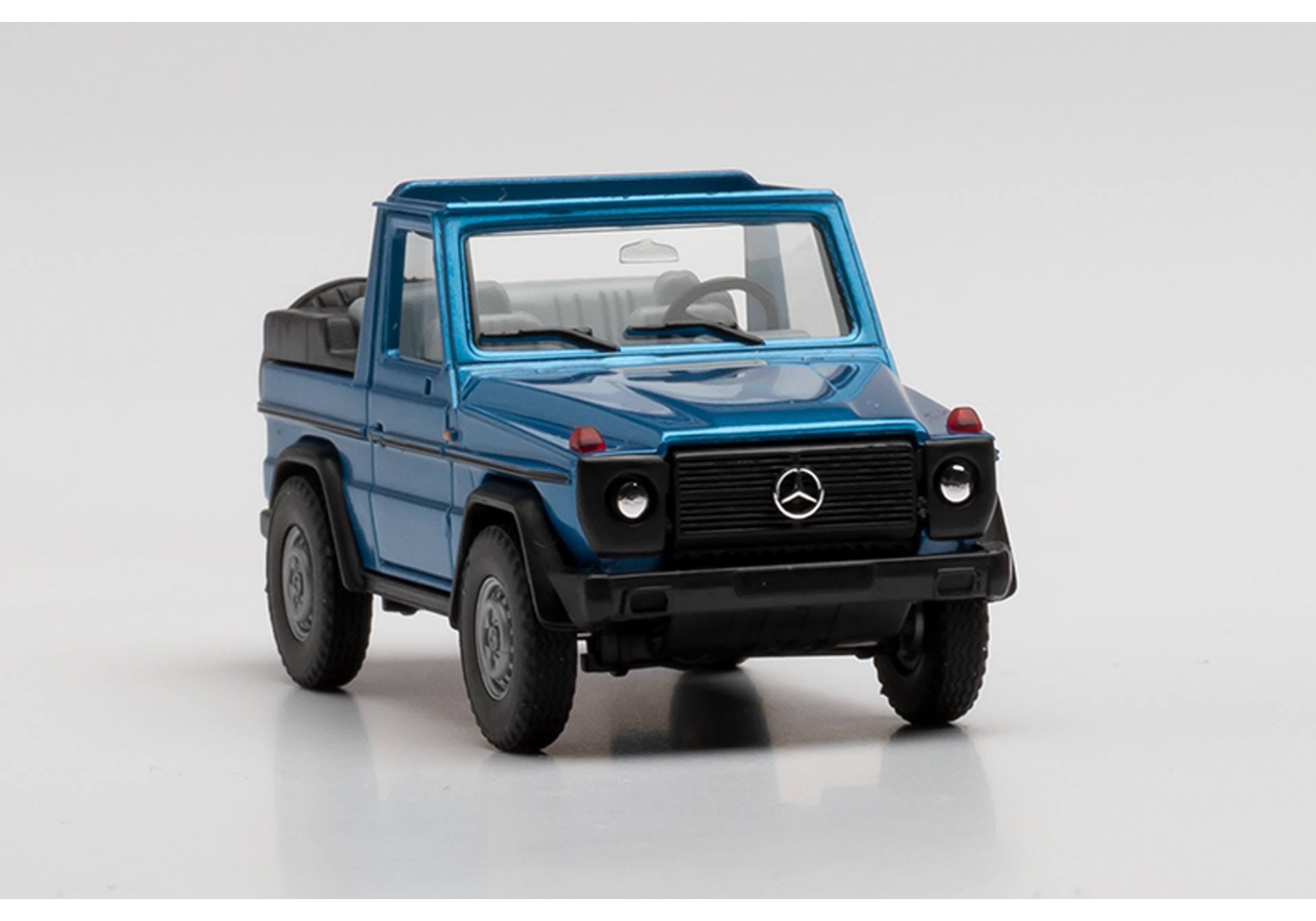 Mercedes-Benz G-Modell Cabrio, hellblau metallic