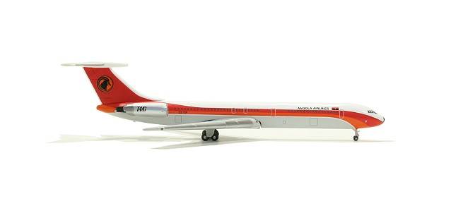 Angola Airlines Ilyushin IL-62