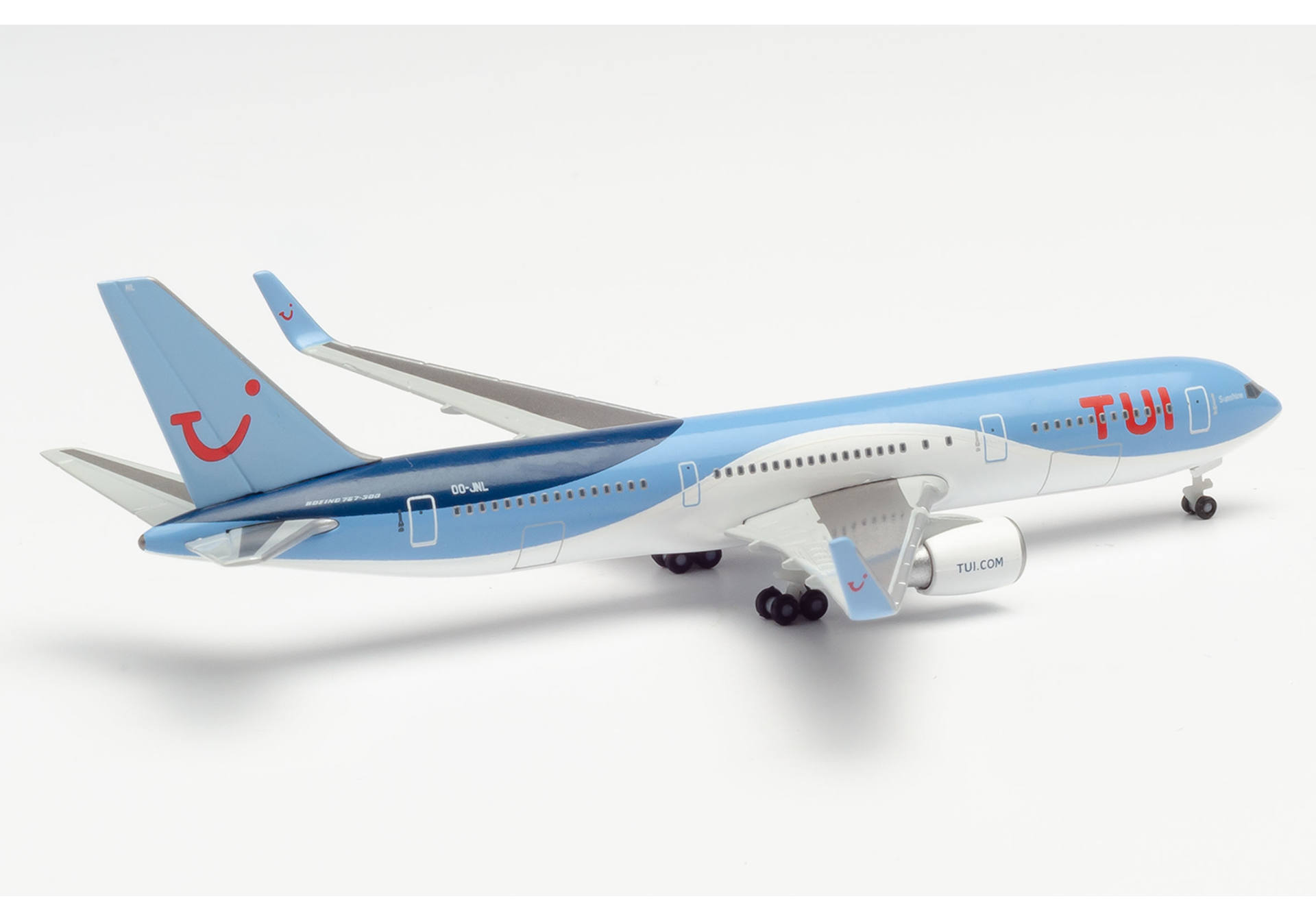 TUI Airlines Belgium Boeing 767-300 "Sunshine"