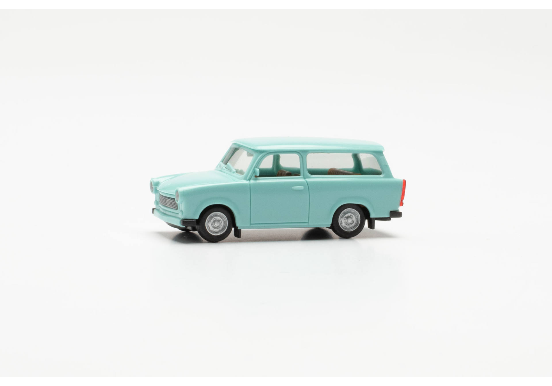 Trabant 601 Universal, pastel turqouise