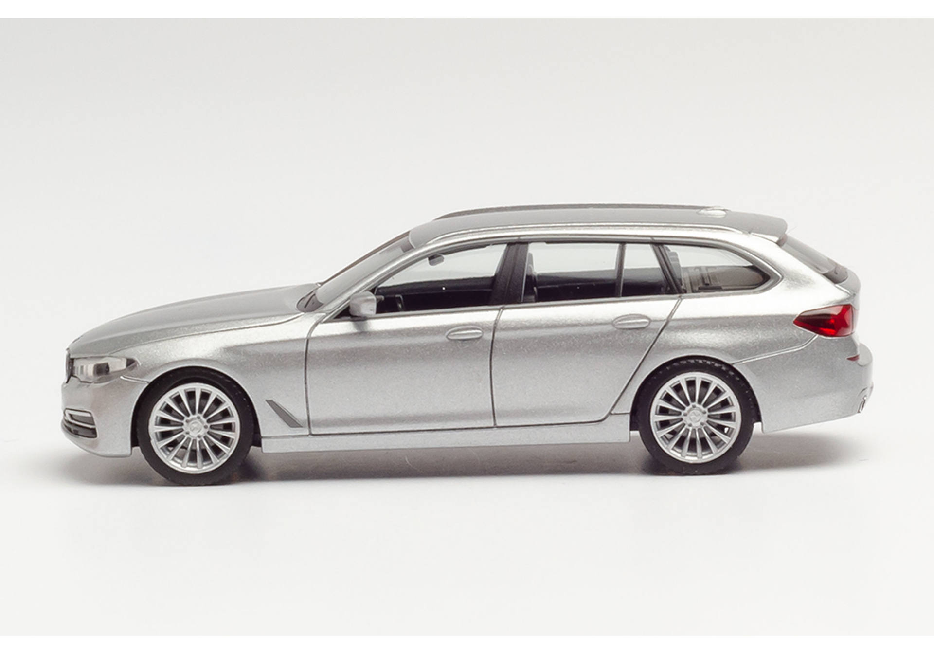 BMW 5er Touring, Glaciersilber metallic