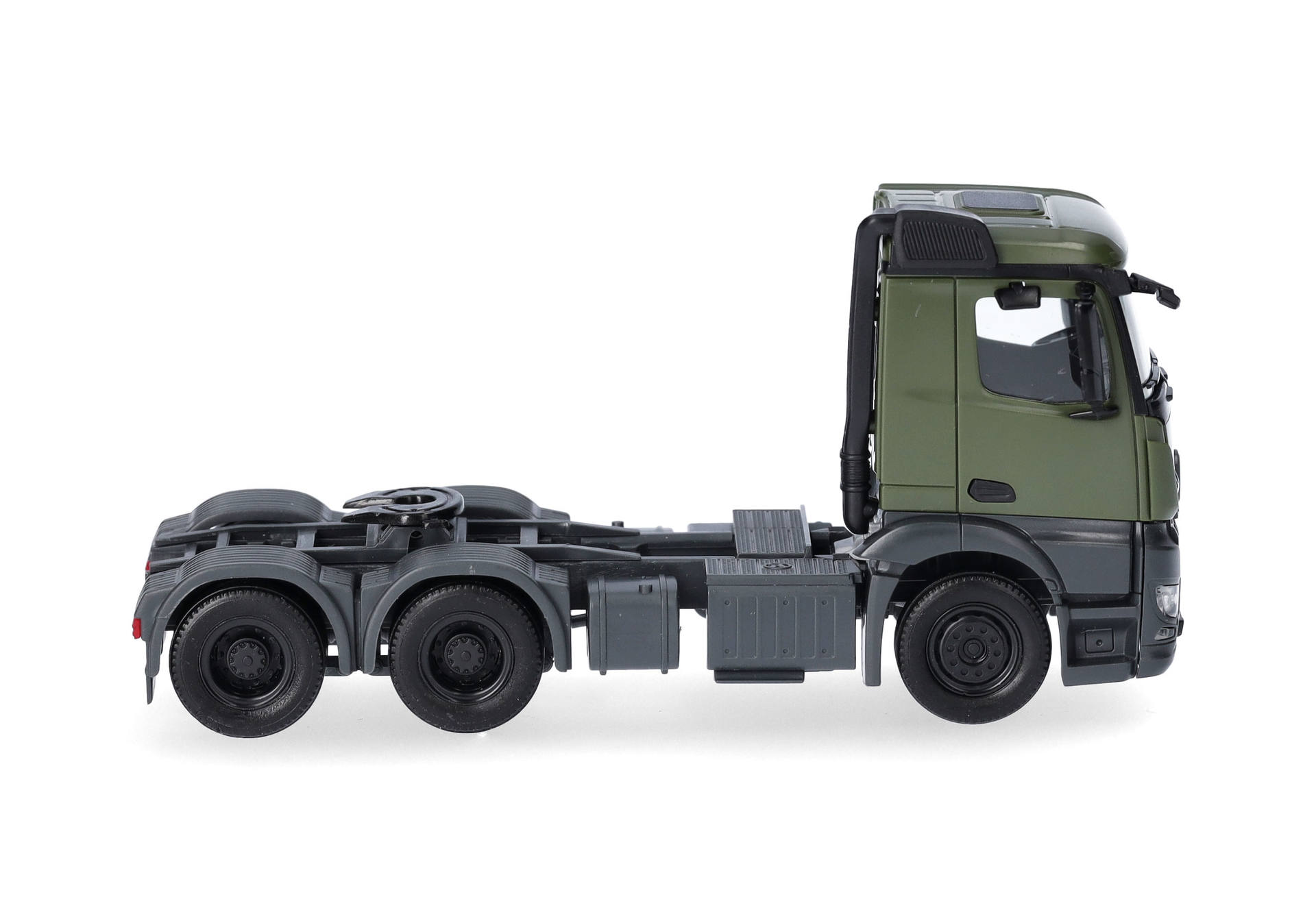 Mercedes-Benz Arocs M rigid tractor single, 3-axles