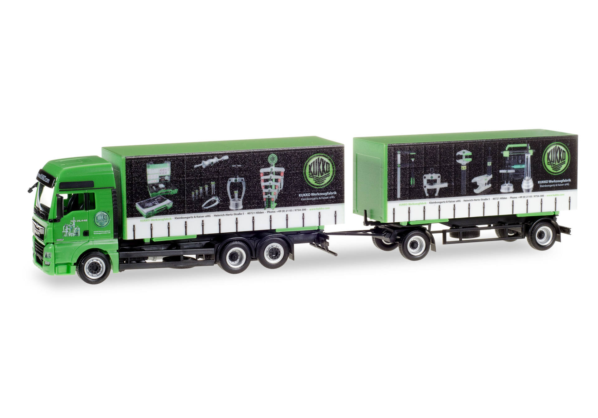 MAN TGX XXL curtainsider trailer "Kukko"