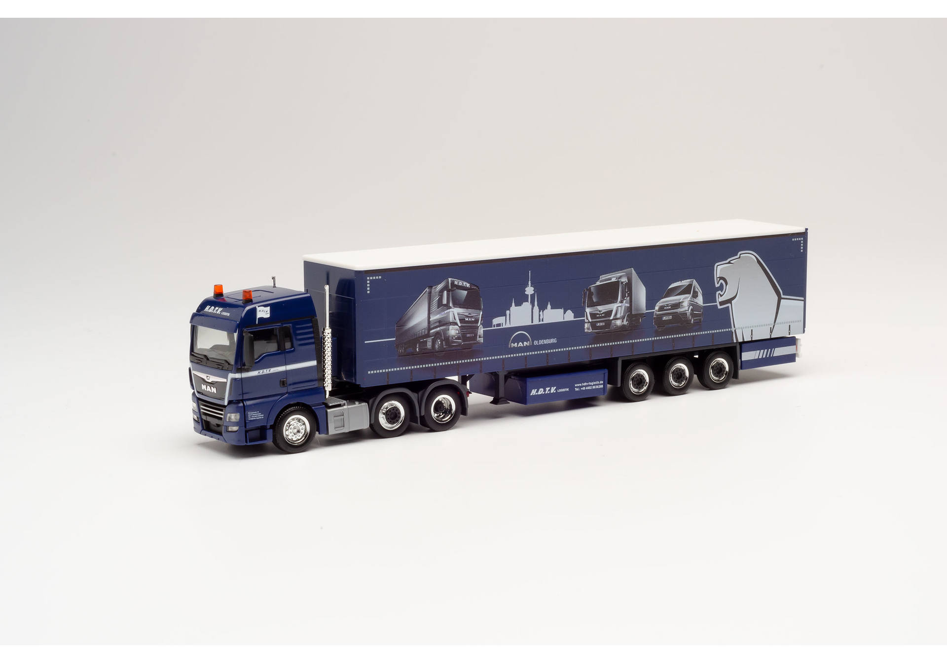 MAN TGX XLX Euro 6c 6x2 curtain canvas semitrailer "H.D.T.V."