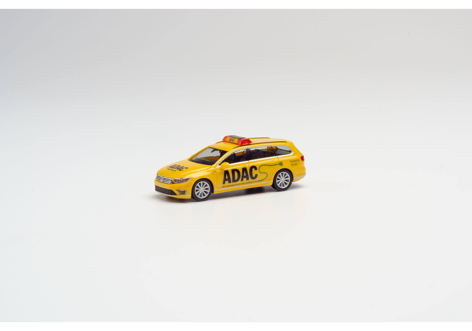 VW Passat Variant GTE "ADAC"