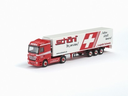Mercedes-Benz Actros LH '02 Catchel case saddle train