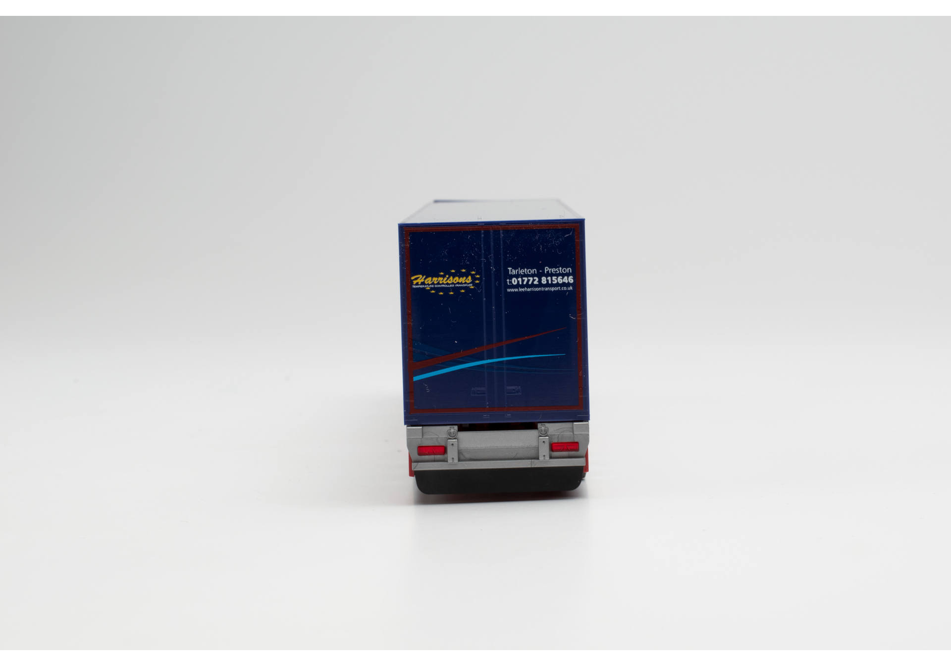 Scania CS 20 HD refrigerated box semitrailer „Harrisons“