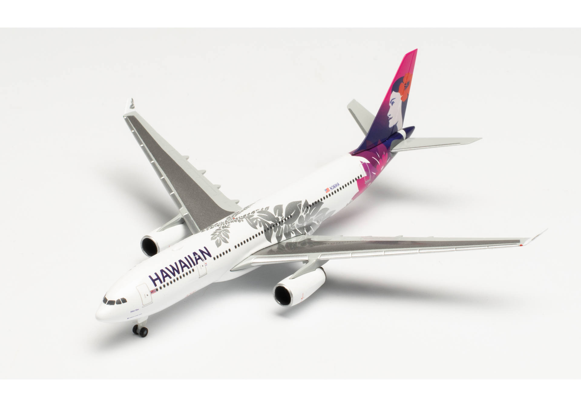 Hawaiian Airlines Airbus A330-200 – N361HA “Hoku Mau”