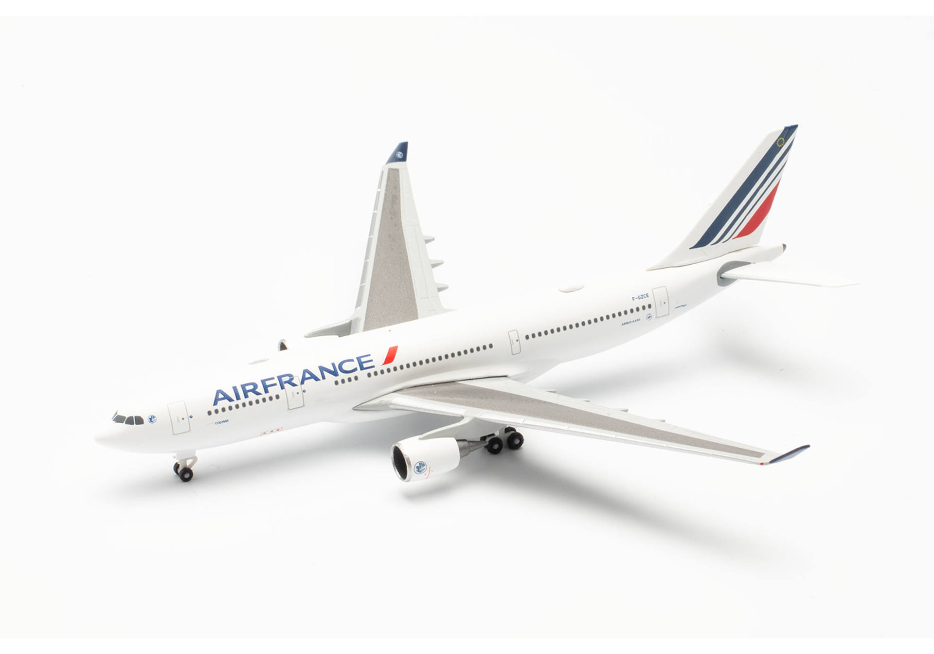 Air France Airbus A330-200 (new colors) - F-GCZE "Colmar"