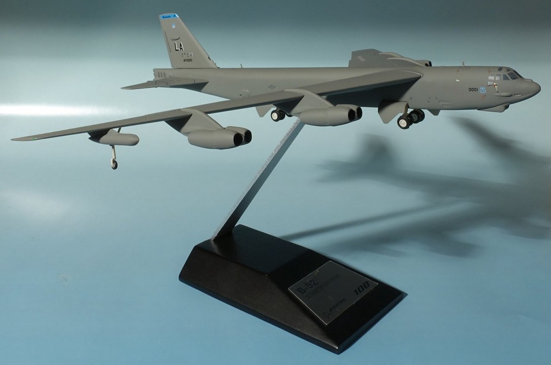 U.S. Air Force Boeing B-52H Stratofortress, 2nd Bomb Wing, Barksdale Air Base "Memphis Belle IV" EXCL variant- 60-0001