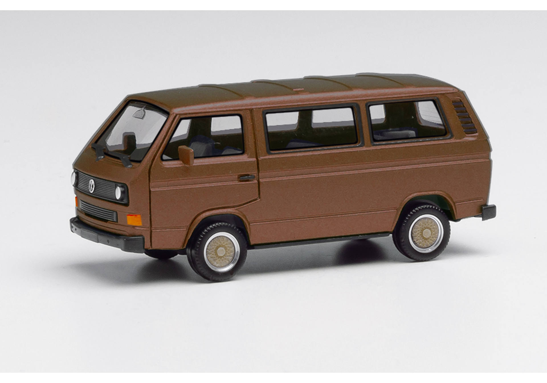 Volkswagen (VW) T3 bus with BBS Felgen, bronce metallic