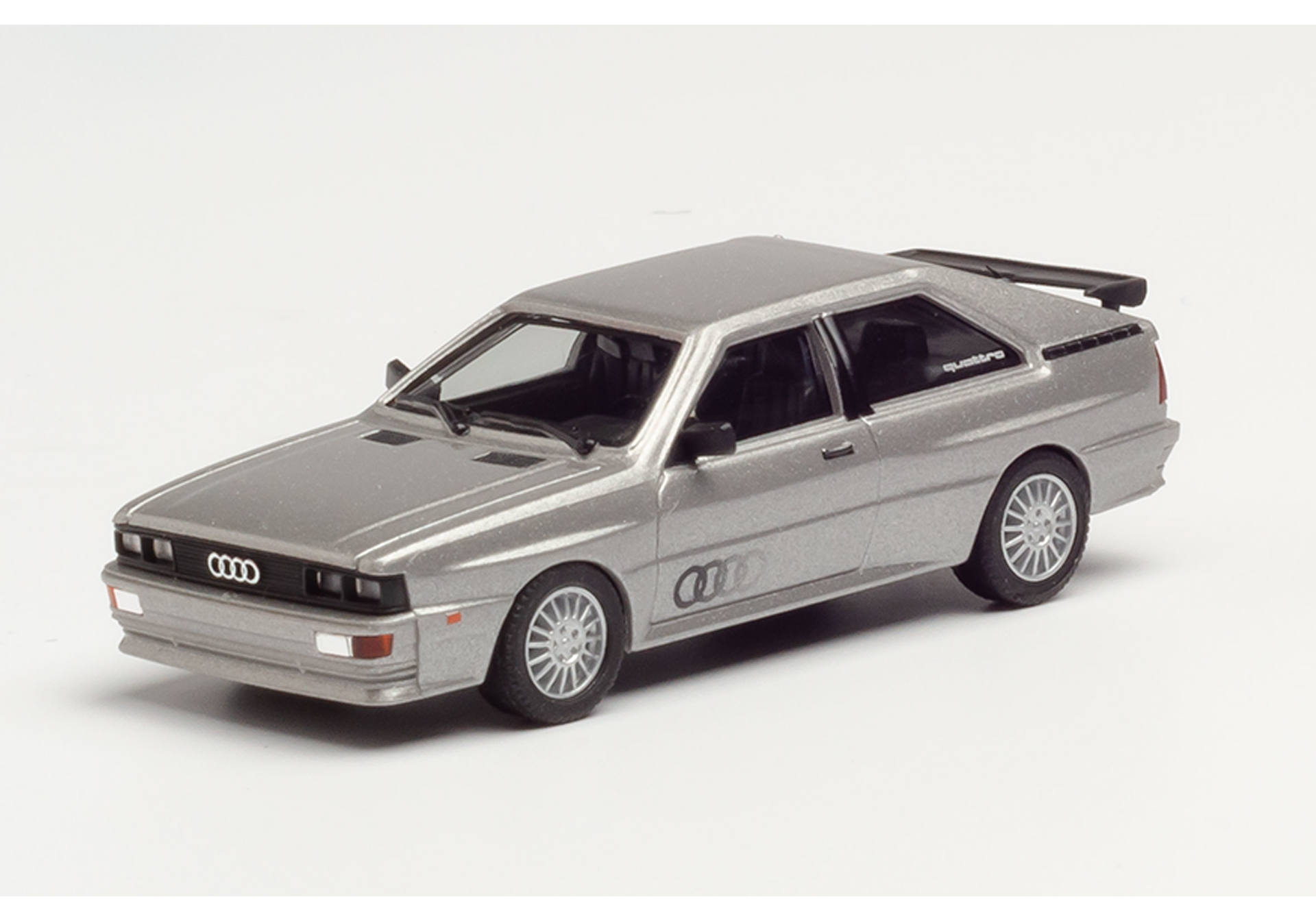 Audi Quattro, silver metallic