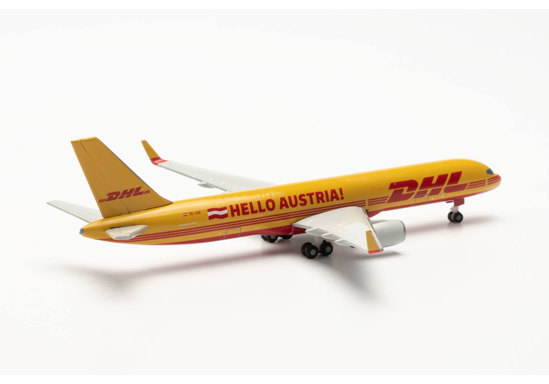 DHL Air Austria Boeing 757-200 “Servus/Hello Austria” – OE-LNZ