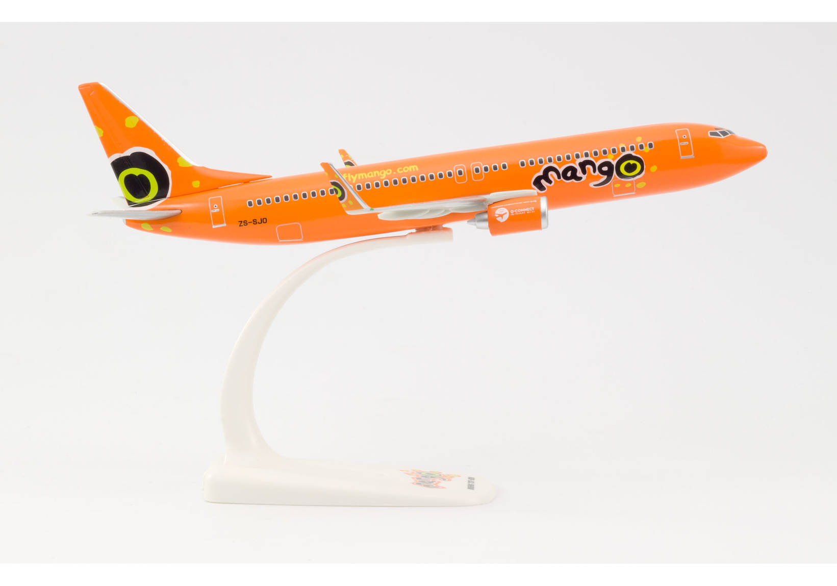 Mango Boeing 737-800