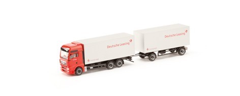 Man TGX XXL case trailer train