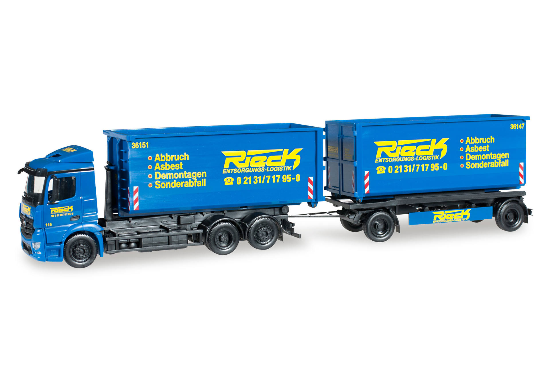 Mercedes-Benz Antos M truck chassis with load handling system "Rieck"