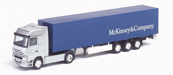 Mercedes-Benz Actros LH '02 case saddle train