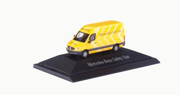 Mercedes-Benz Sprinter '06 box (high roof) special box