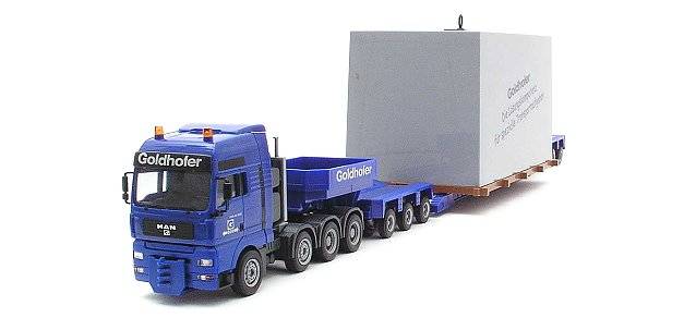 MAN TGA low boy semitrailer "Goldhofer"