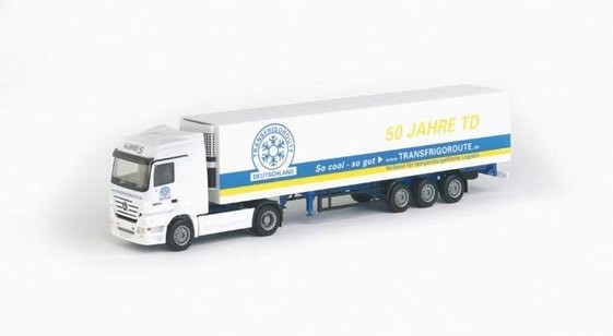 Mercedes-Benz Actros LH '02 Catchel case saddle train