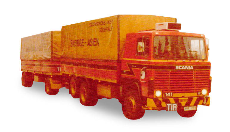 Scania 141 canvas cover trailer "Stjarnstroms"