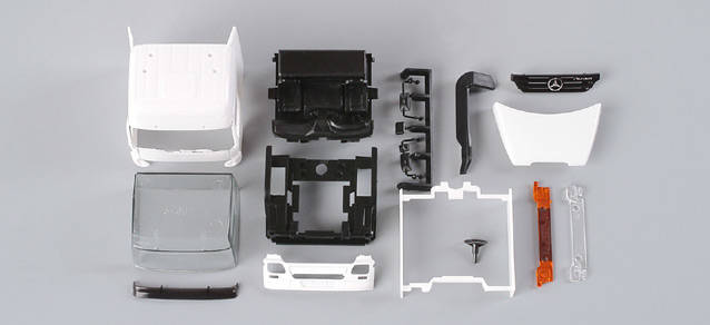 Mercedes-Benz Actros L '02 driver's cabin with side skirting (incl. rear-view mirror) grill comes separatelyContent: 2 pcs.