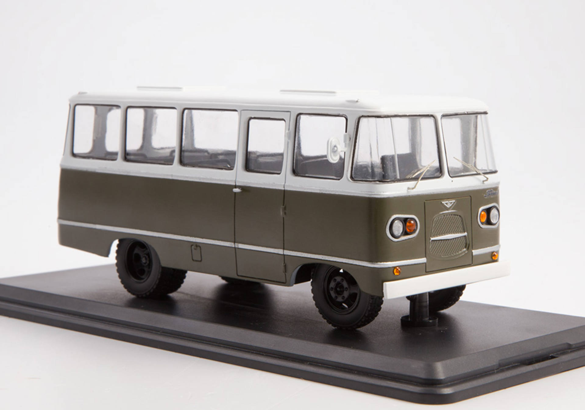 Bus Progress-8