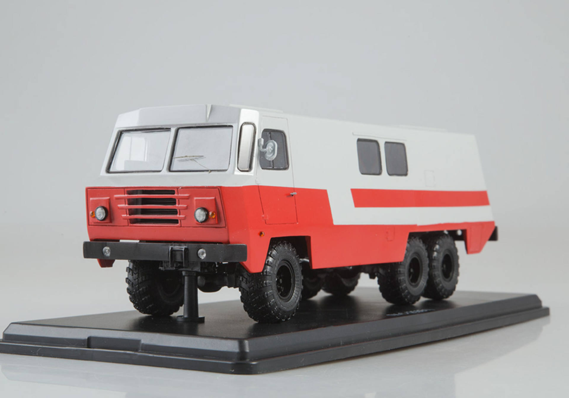 KRAZ-255 PK-S