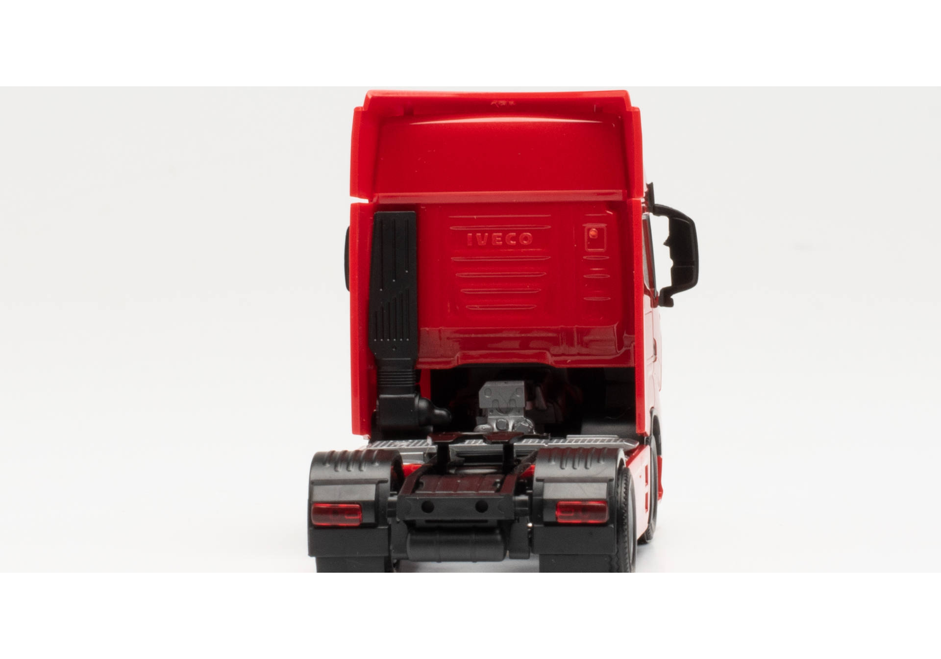 Iveco S-Way Zugmaschine, rot