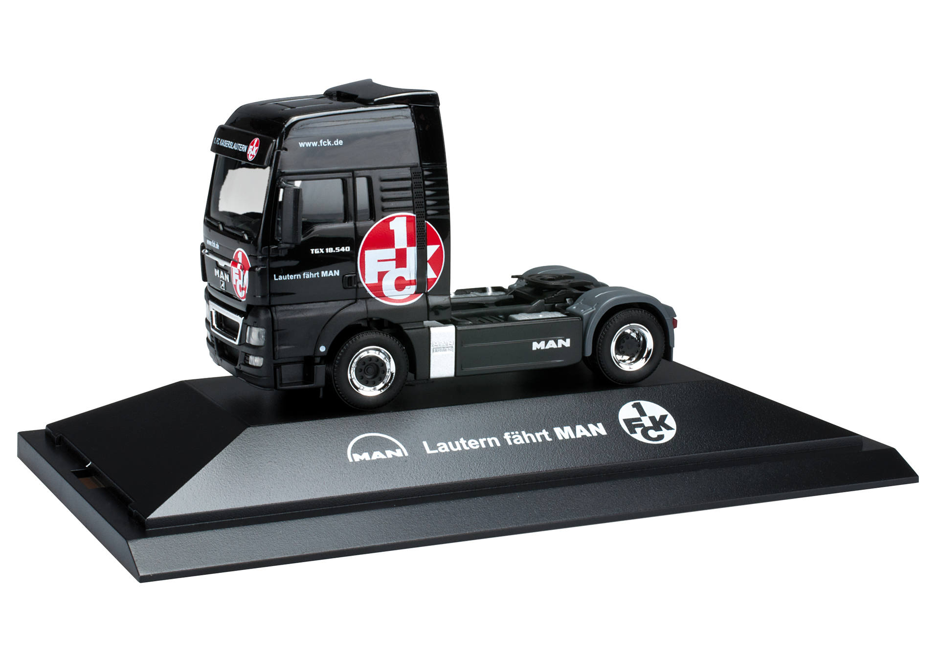 MAN TGX XXL Solo-Zugmaschine "1 FCK", PC