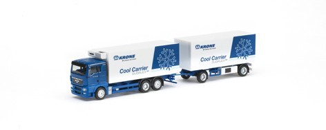 MAN TGX XL cold case hanger train