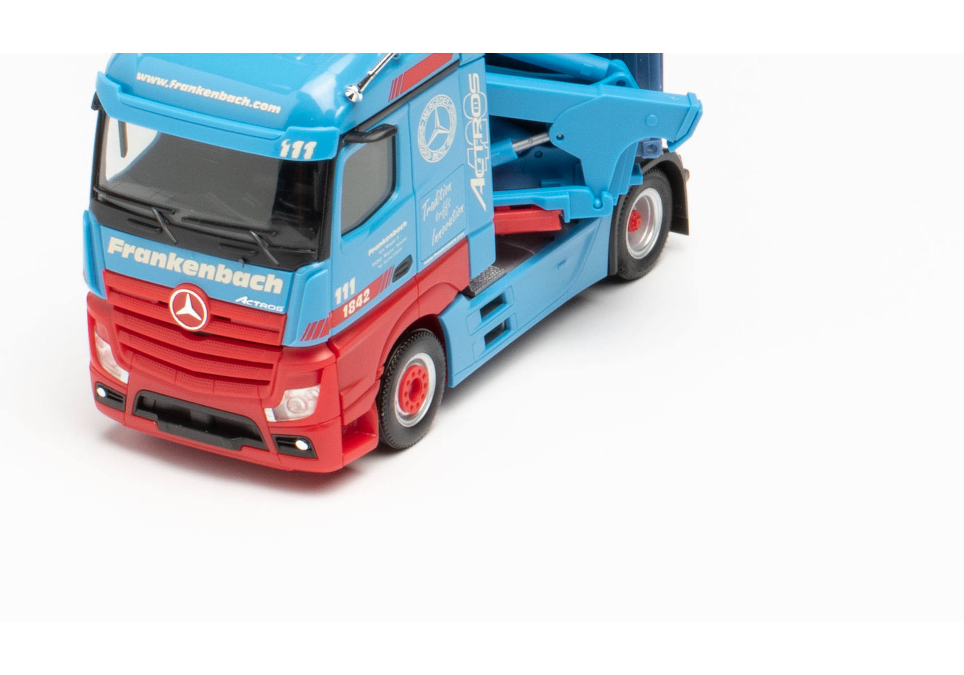 Mercedes-Benz Actros container sideloader „Frankenbach“