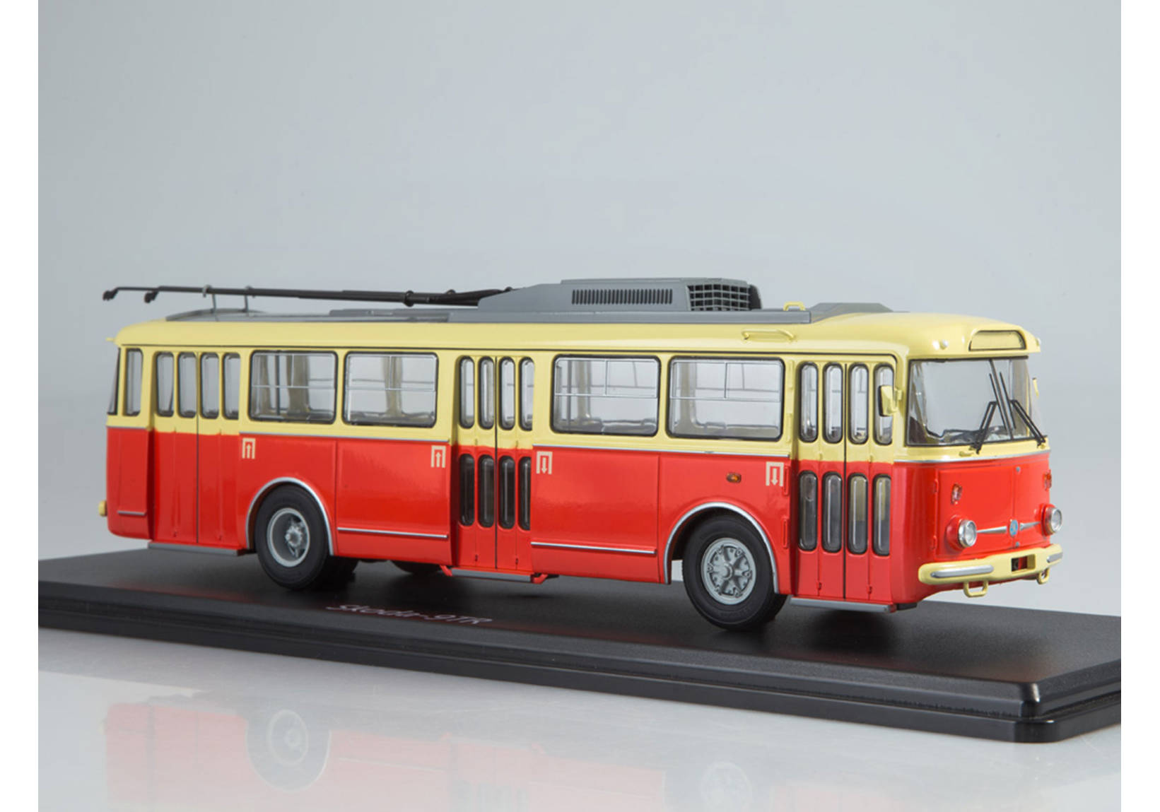 Skoda 9tr